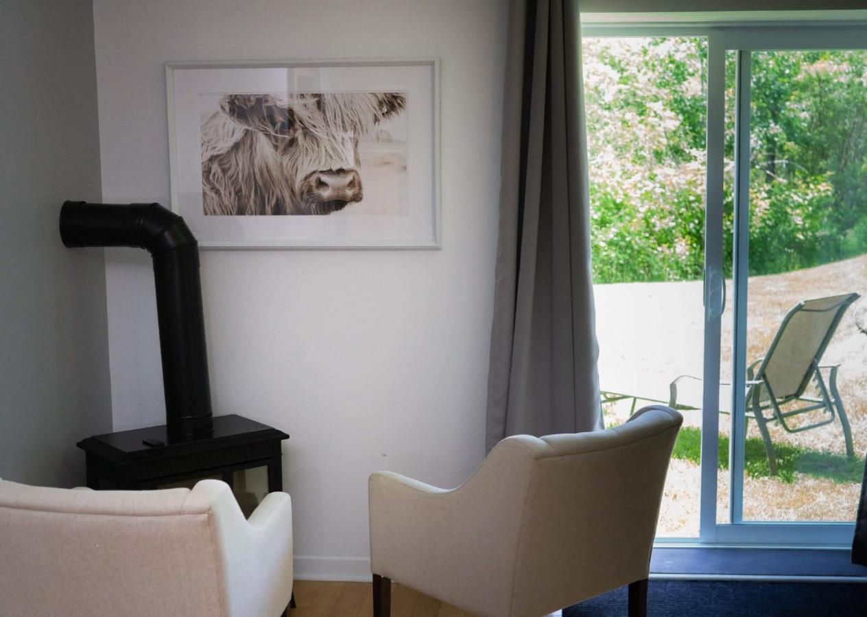 Condo Hotel Au Pied Du Mont Orford Eksteriør bilde