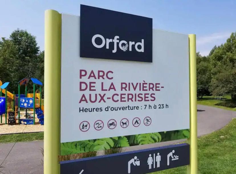 Condo Hotel Au Pied Du Mont Orford Eksteriør bilde