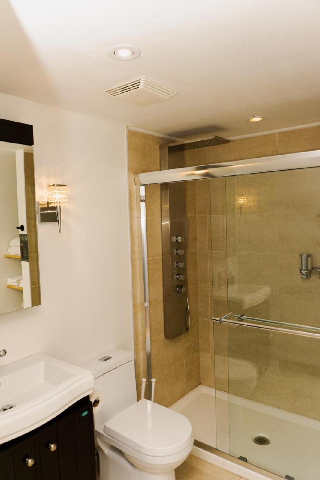 Condo Hotel Au Pied Du Mont Orford Rom bilde